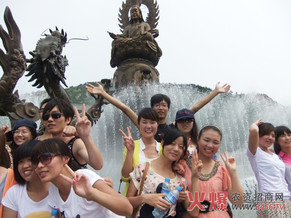 ������^���~��