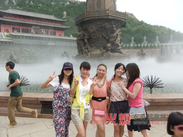 ���������옷�r��