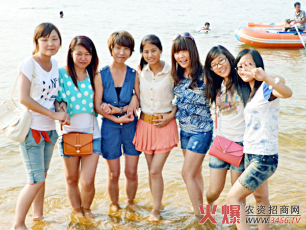 �����ҁ���